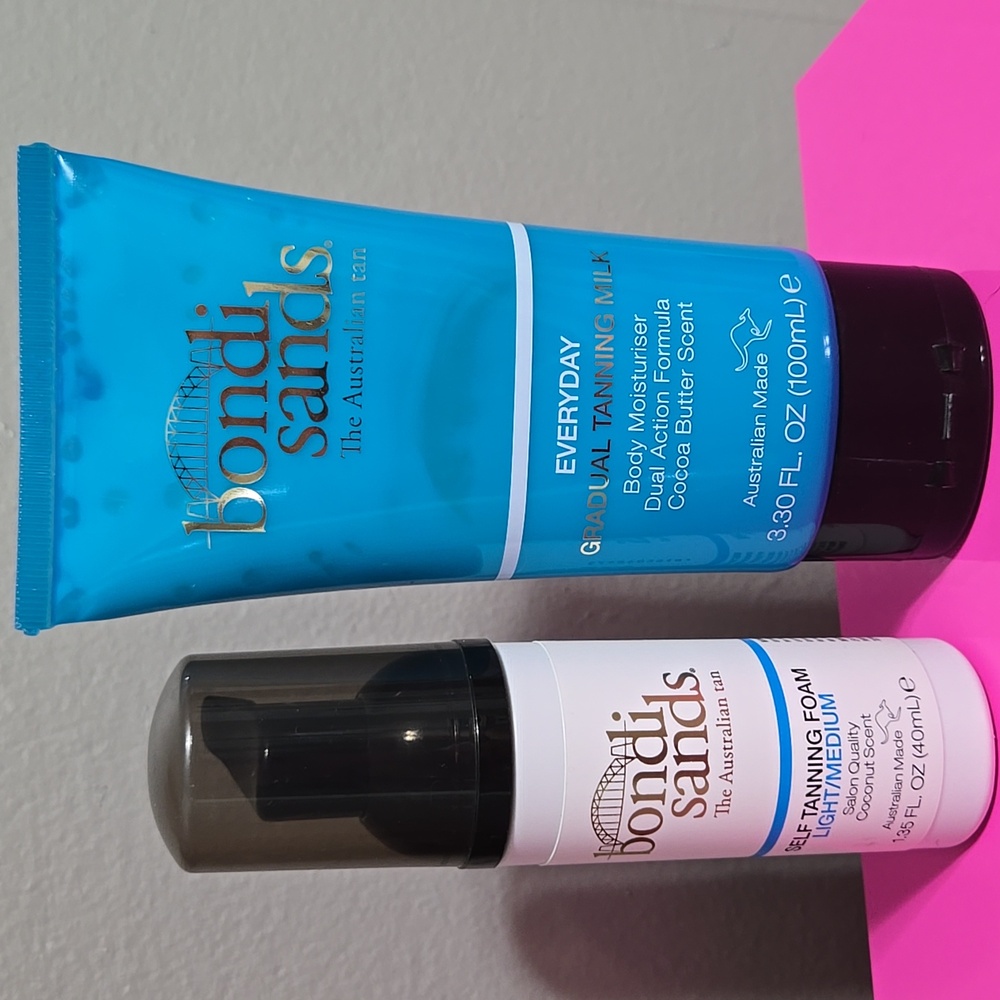 Bondi Sands Blue and White Tanning Duo